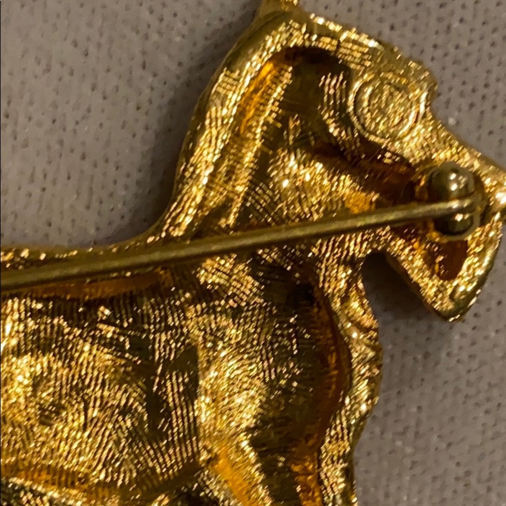 HOST PICK! Goldtone Scottie Dog Pin or Brooch - Picture 6 of 7